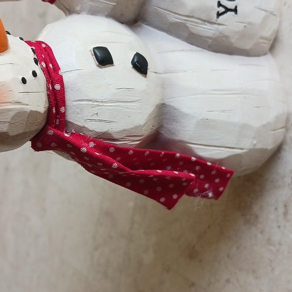 Vintage Snowman couple figurine/"carved wood" hand painted,, 5 1/2" tall..New. - Picture 3 of 12